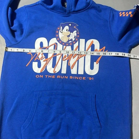 Youth XL sonic the hedgehog hoodie - Picture 5 of 7